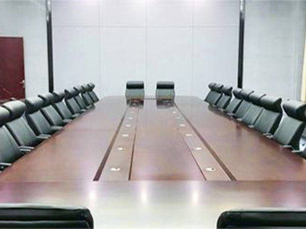 ���̰���